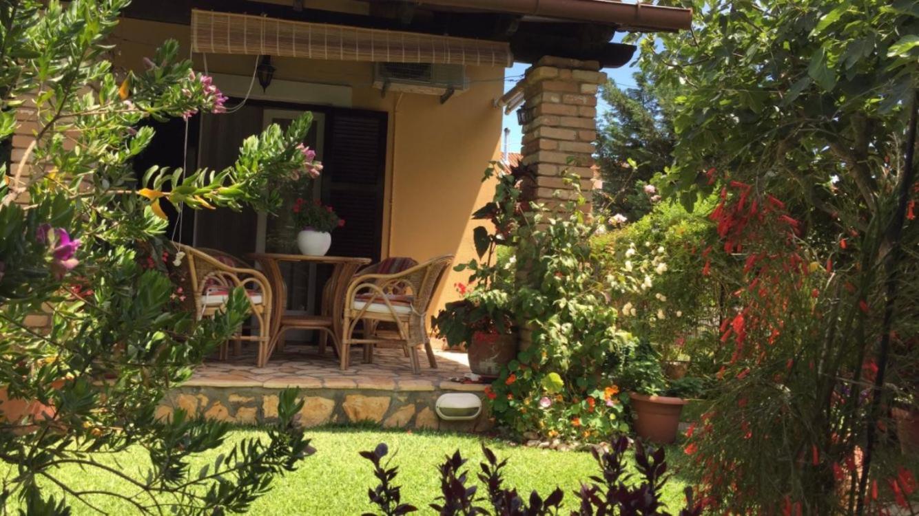 Villa Tina Country Beach Apartments Acharavi  Bilik gambar